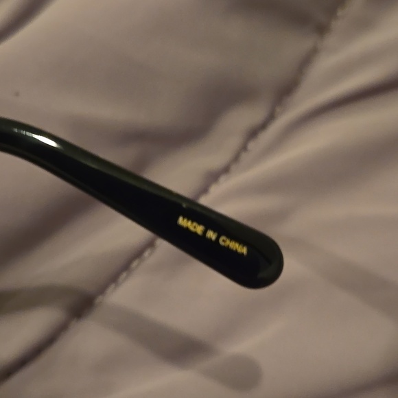 Marc Jacobs oval black Sunglasses brand new in case main image 7
